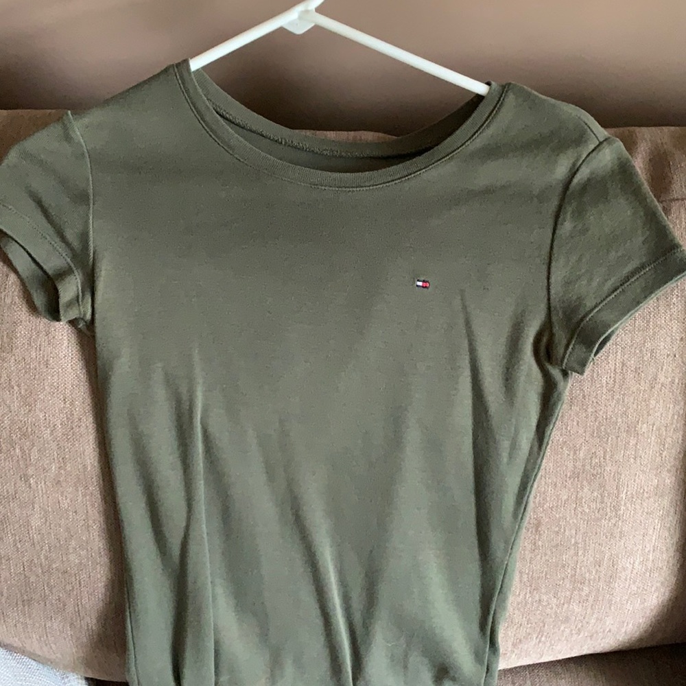 tommy hilfiger army green tee